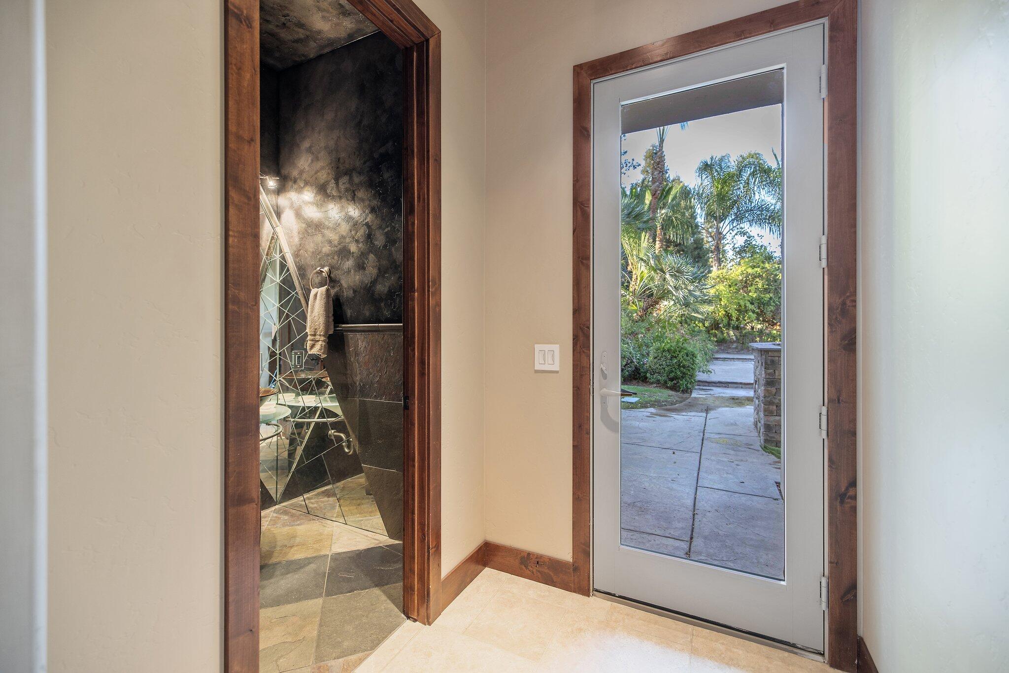 Visalia, California, 93291, United States, 4 Bedrooms Bedrooms, ,5 BathroomsBathrooms,Residential,Active,2014586