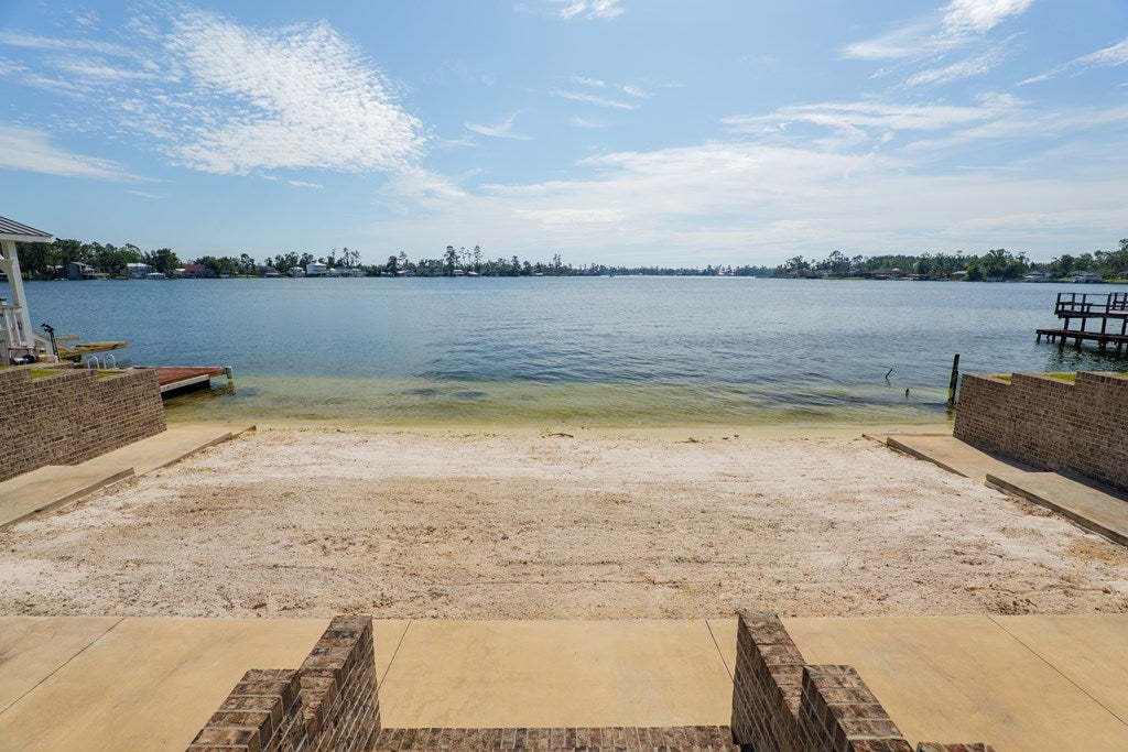 Lake Park, Georgia, 31636, United States, 5 Bedrooms Bedrooms, ,3 BathroomsBathrooms,Residential,Active,1871926