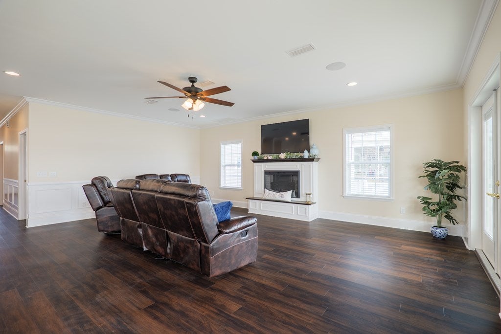 Lake Park, Georgia, 31636, United States, 5 Bedrooms Bedrooms, ,3 BathroomsBathrooms,Residential,Active,1871926