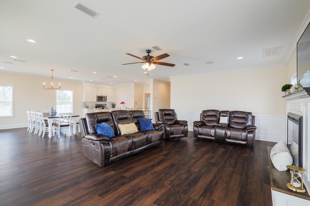 Lake Park, Georgia, 31636, United States, 5 Bedrooms Bedrooms, ,3 BathroomsBathrooms,Residential,Active,1871926