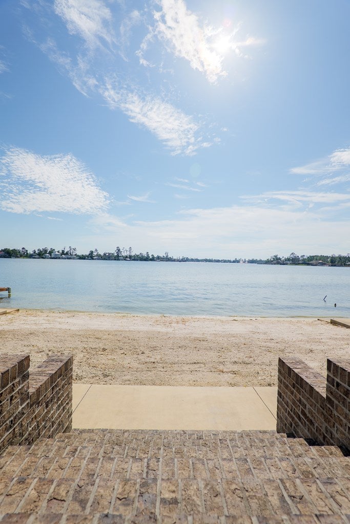 Lake Park, Georgia, 31636, United States, 5 Bedrooms Bedrooms, ,3 BathroomsBathrooms,Residential,Active,1871926