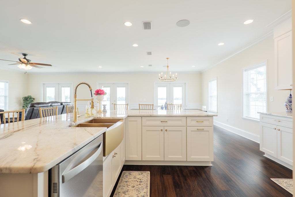 Lake Park, Georgia, 31636, United States, 5 Bedrooms Bedrooms, ,3 BathroomsBathrooms,Residential,Active,1871926