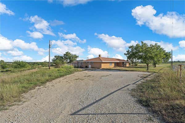 174 PAVELKA DR, MART, TX 76664, photo 4 of 40