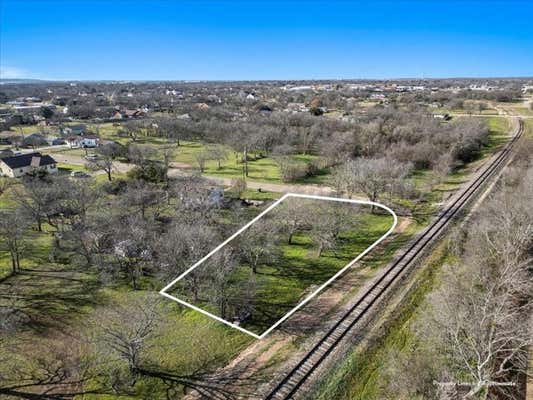 100 ROGERS ST, MCGREGOR, TX 76657 - Image 1