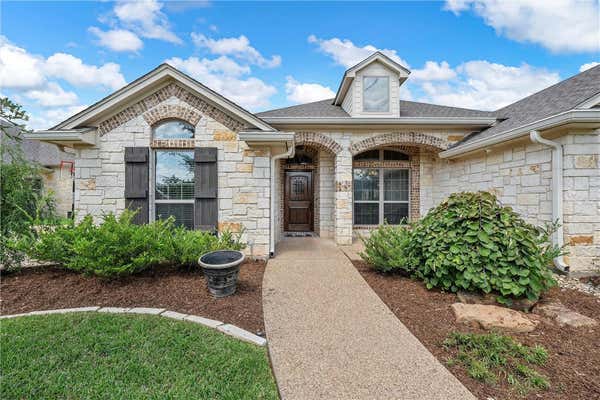 417 SILVER SPUR TRL, MCGREGOR, TX 76657 - Image 1