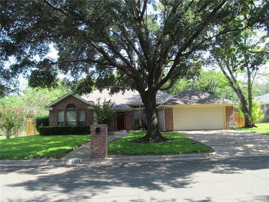 229 E CHAPMAN RD, HEWITT, TX 76643 - Image 1