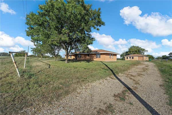 174 PAVELKA DR, MART, TX 76664, photo 3 of 40