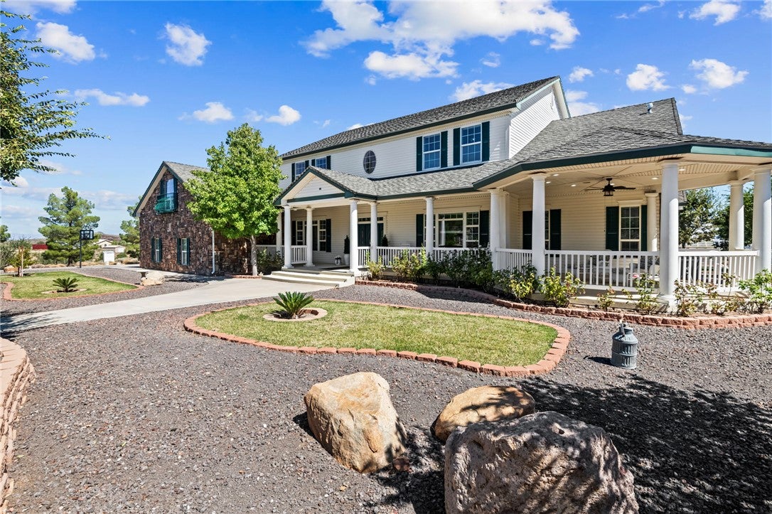 Kingman, Arizona, 86409, United States, 5 Bedrooms Bedrooms, ,5 BathroomsBathrooms,Residential,Active,1946324