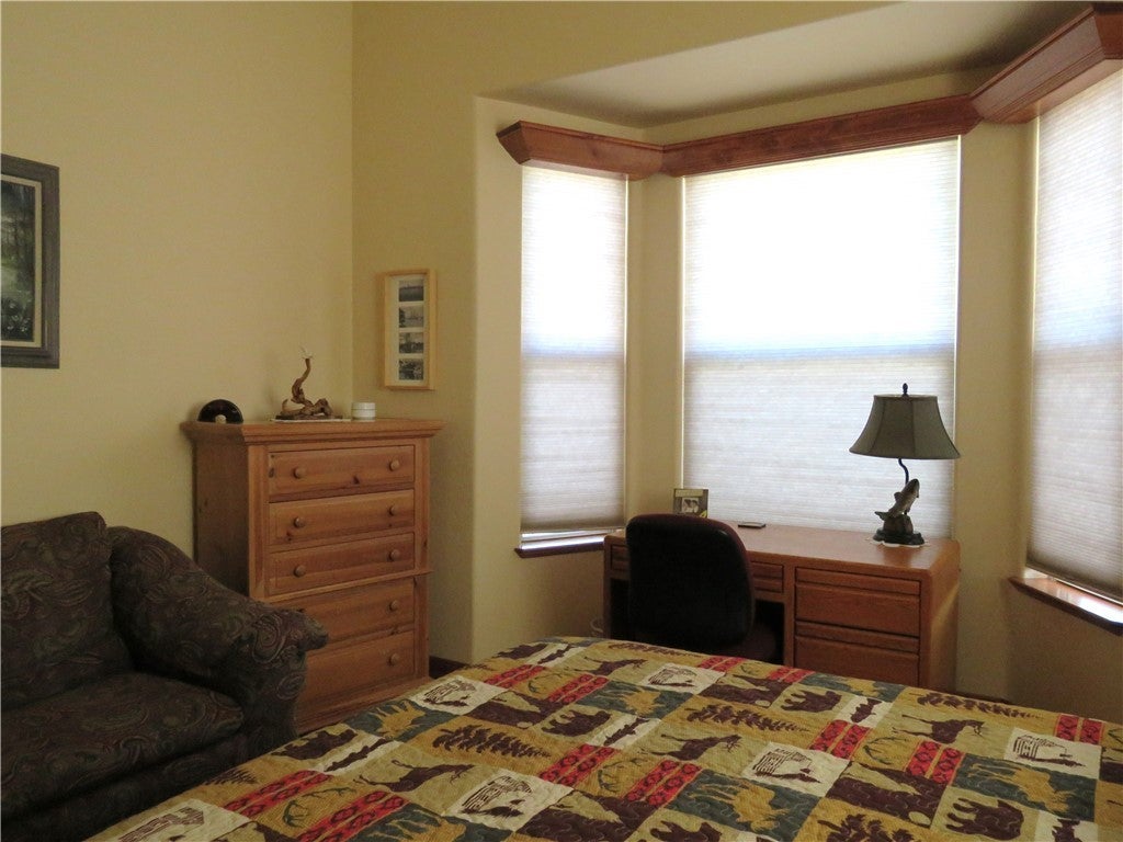 Kingman, Arizona, 86401, United States, 5 Bedrooms Bedrooms, ,5 BathroomsBathrooms,Residential,Active,1945052