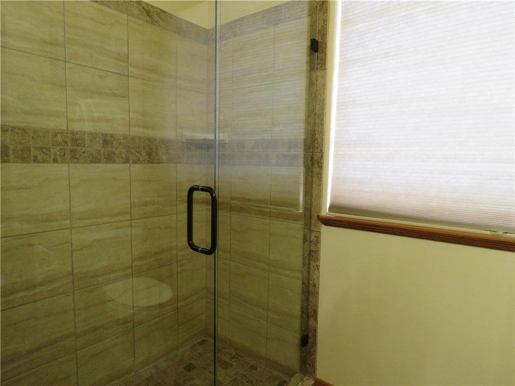 Kingman, Arizona, 86401, United States, 5 Bedrooms Bedrooms, ,5 BathroomsBathrooms,Residential,Active,1945052