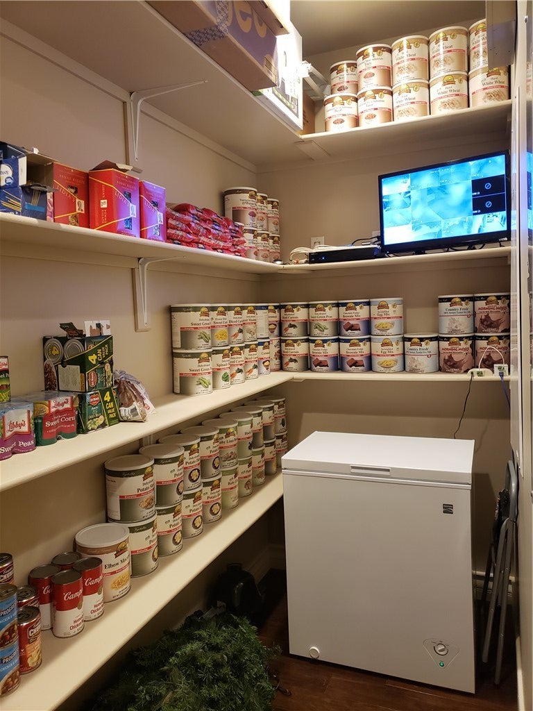 Kingman, Arizona, 86401, United States, 4 Bedrooms Bedrooms, ,4 BathroomsBathrooms,Residential,Active,1844281