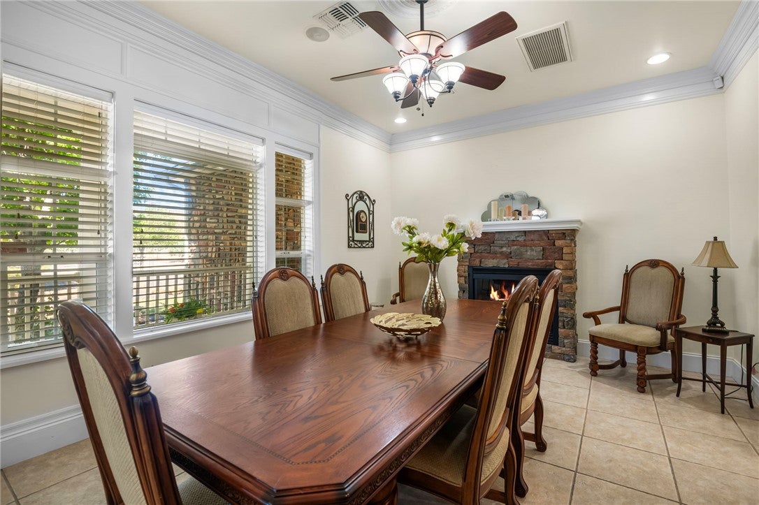 Kingman, Arizona, 86409, United States, 5 Bedrooms Bedrooms, ,5 BathroomsBathrooms,Residential,Active,1946324