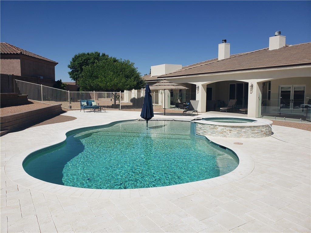 Kingman, Arizona, 86401, United States, 4 Bedrooms Bedrooms, ,4 BathroomsBathrooms,Residential,Active,1844281