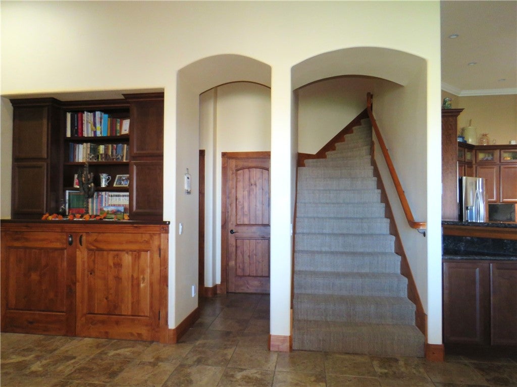 Kingman, Arizona, 86401, United States, 5 Bedrooms Bedrooms, ,5 BathroomsBathrooms,Residential,Active,1945052