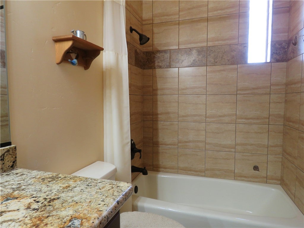 Kingman, Arizona, 86401, United States, 5 Bedrooms Bedrooms, ,5 BathroomsBathrooms,Residential,Active,1945052