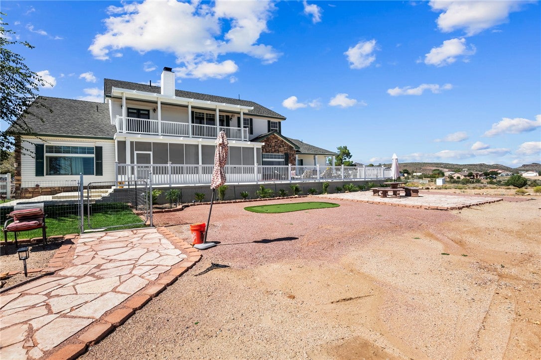 Kingman, Arizona, 86409, United States, 5 Bedrooms Bedrooms, ,5 BathroomsBathrooms,Residential,Active,1946324