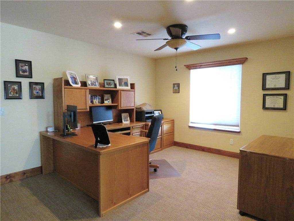 Kingman, Arizona, 86401, United States, 5 Bedrooms Bedrooms, ,5 BathroomsBathrooms,Residential,Active,1945052