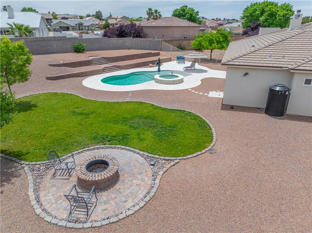 Kingman, Arizona, 86401, United States, 4 Bedrooms Bedrooms, ,4 BathroomsBathrooms,Residential,Active,1844281