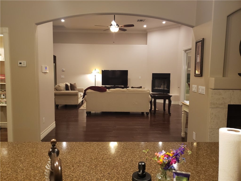 Kingman, Arizona, 86401, United States, 4 Bedrooms Bedrooms, ,4 BathroomsBathrooms,Residential,Active,1844281