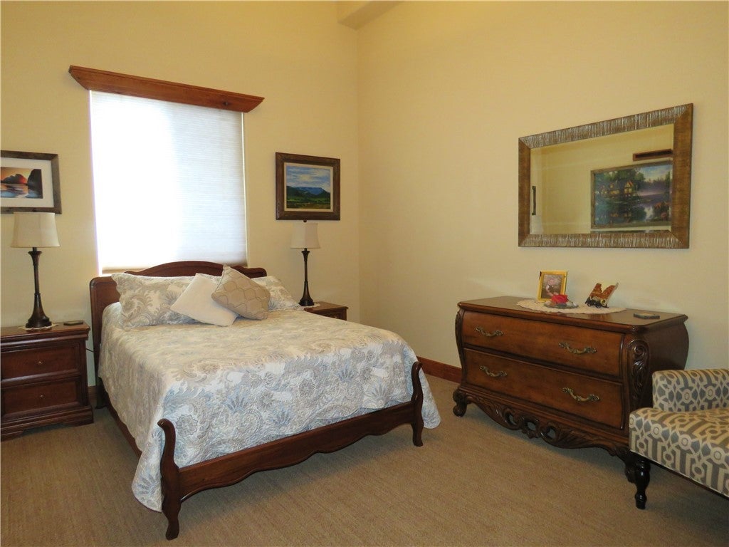 Kingman, Arizona, 86401, United States, 5 Bedrooms Bedrooms, ,5 BathroomsBathrooms,Residential,Active,1945052