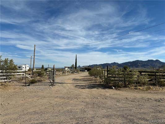 7346 W SHINARUMP DR, GOLDEN VALLEY, AZ 86413, photo 3 of 5