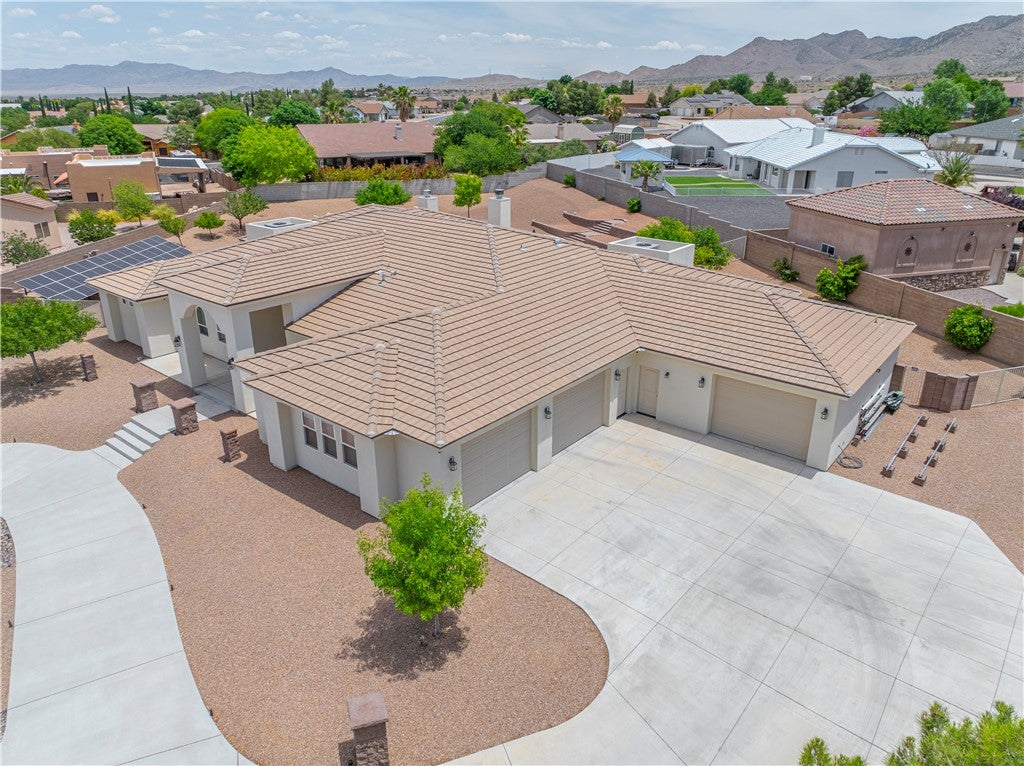 Kingman, Arizona, 86401, United States, 4 Bedrooms Bedrooms, ,4 BathroomsBathrooms,Residential,Active,1844281