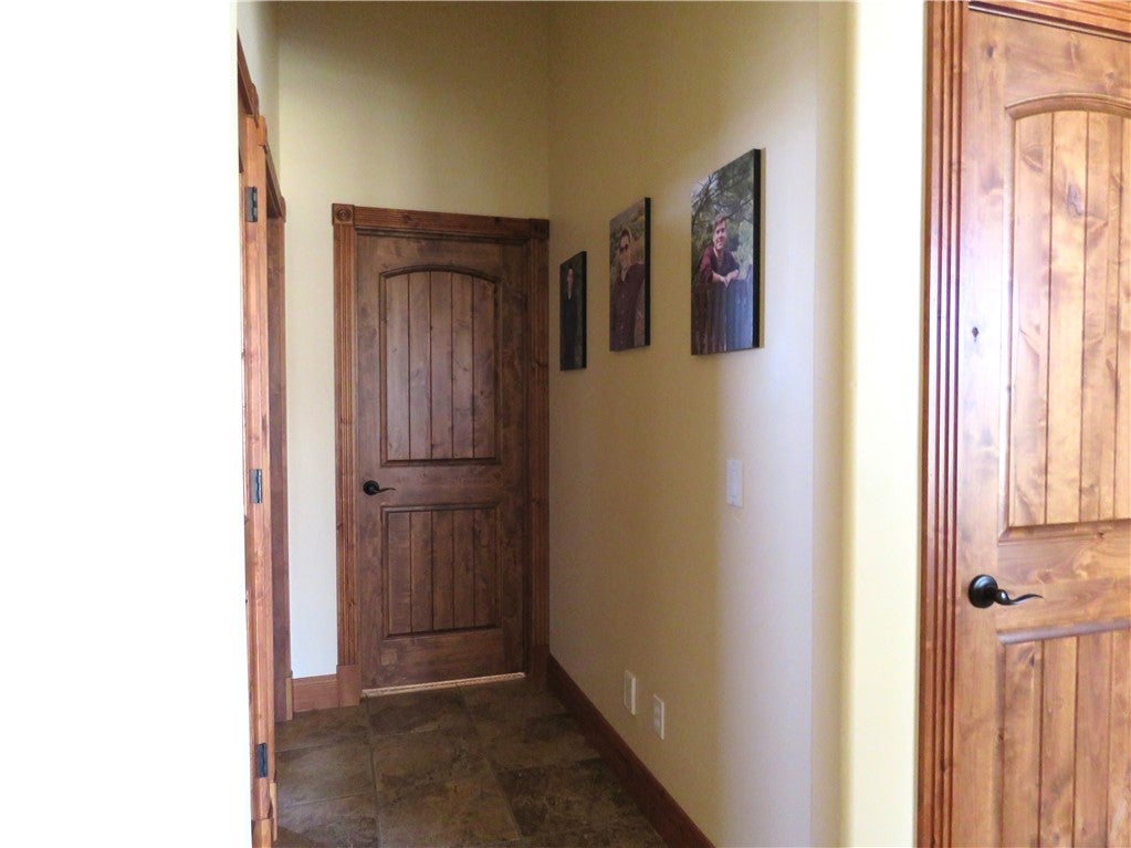 Kingman, Arizona, 86401, United States, 5 Bedrooms Bedrooms, ,5 BathroomsBathrooms,Residential,Active,1945052