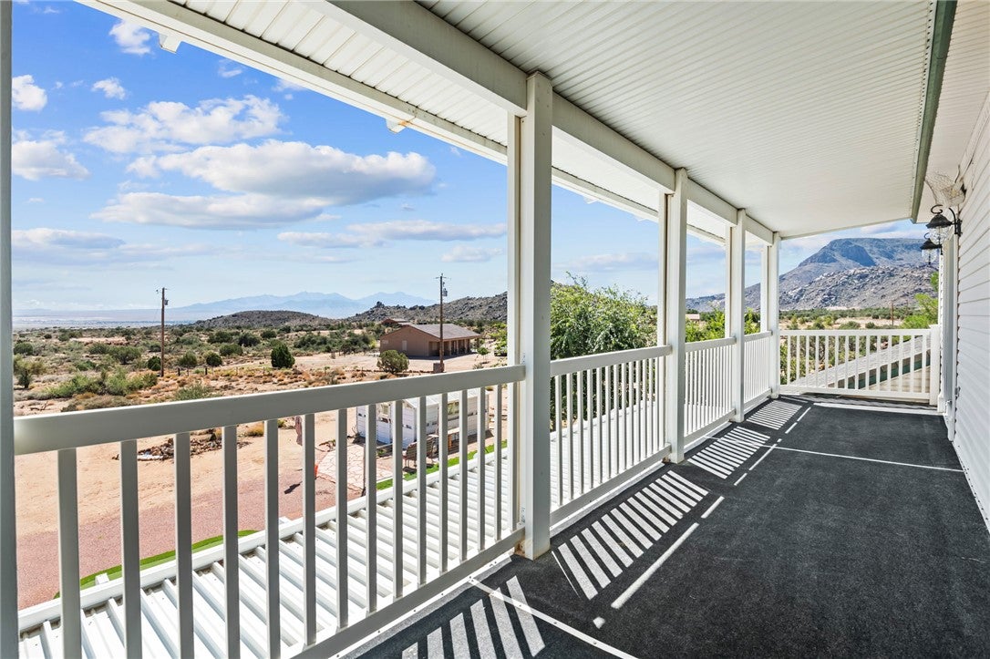Kingman, Arizona, 86409, United States, 5 Bedrooms Bedrooms, ,5 BathroomsBathrooms,Residential,Active,1946324