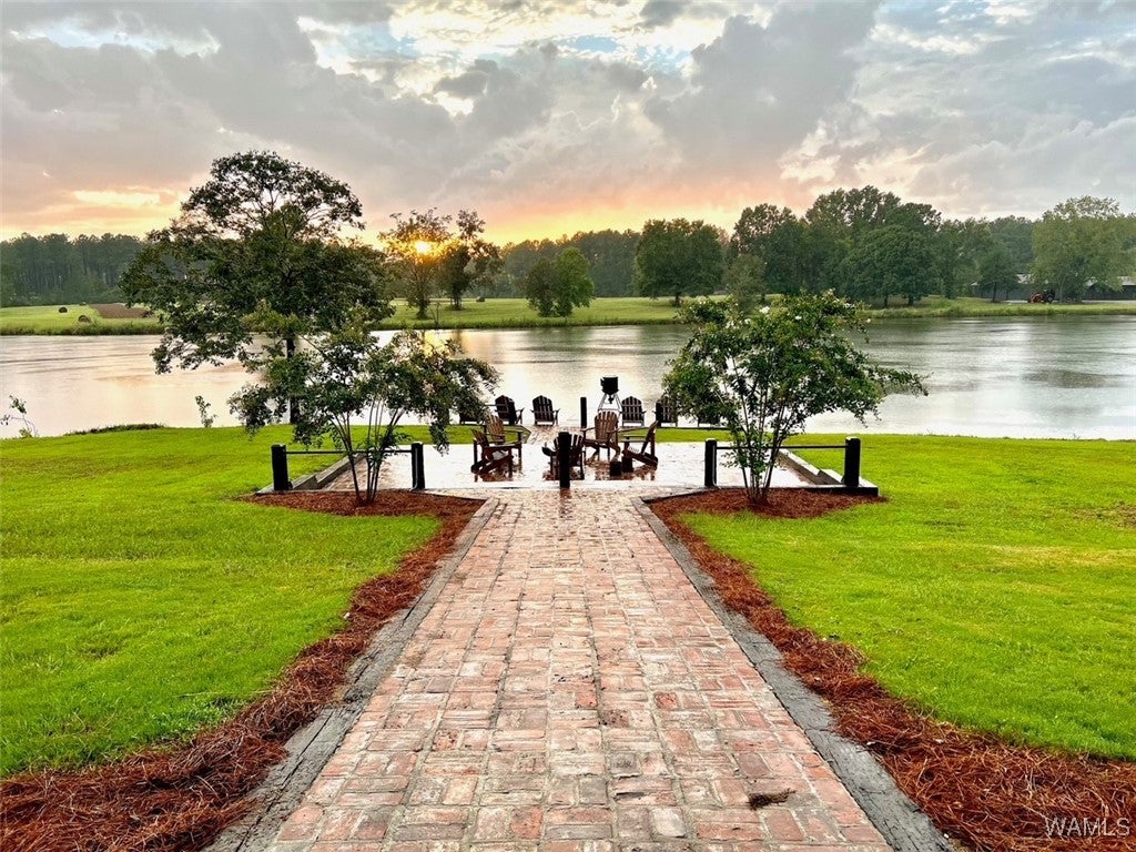 Eutaw, Alabama, 35462, United States, 5 Bedrooms Bedrooms, ,6 BathroomsBathrooms,Residential,Active,1994955