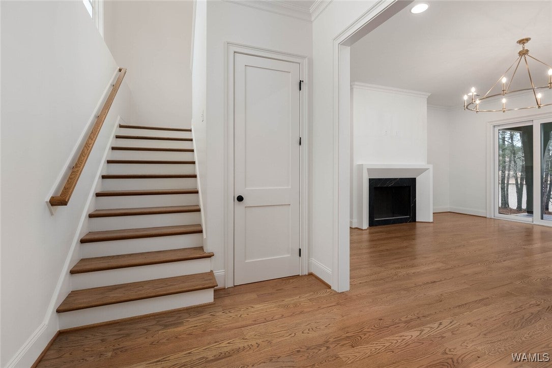 Northport, Alabama, 35475, United States, 4 Bedrooms Bedrooms, ,5 BathroomsBathrooms,Residential,Active,2015450