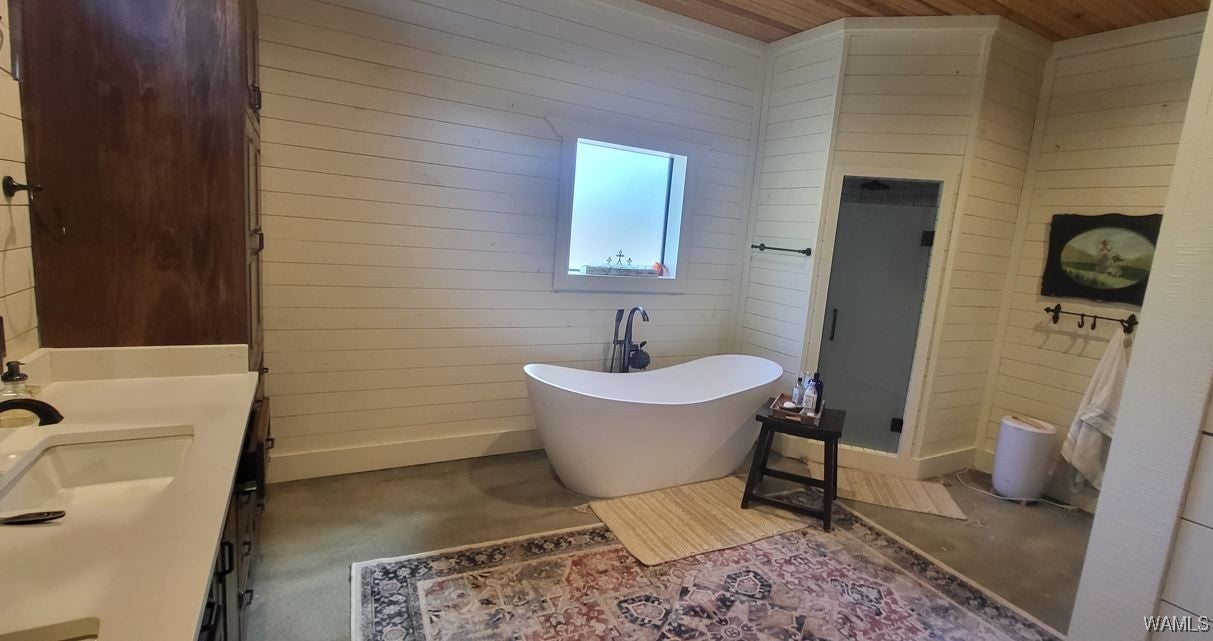 Eutaw, Alabama, 35462, United States, 5 Bedrooms Bedrooms, ,6 BathroomsBathrooms,Residential,Active,1994955