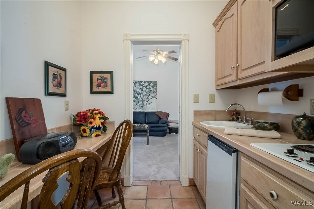 Mccalla, Alabama, 35111, United States, 4 Bedrooms Bedrooms, ,4 BathroomsBathrooms,Residential,Active,1904738