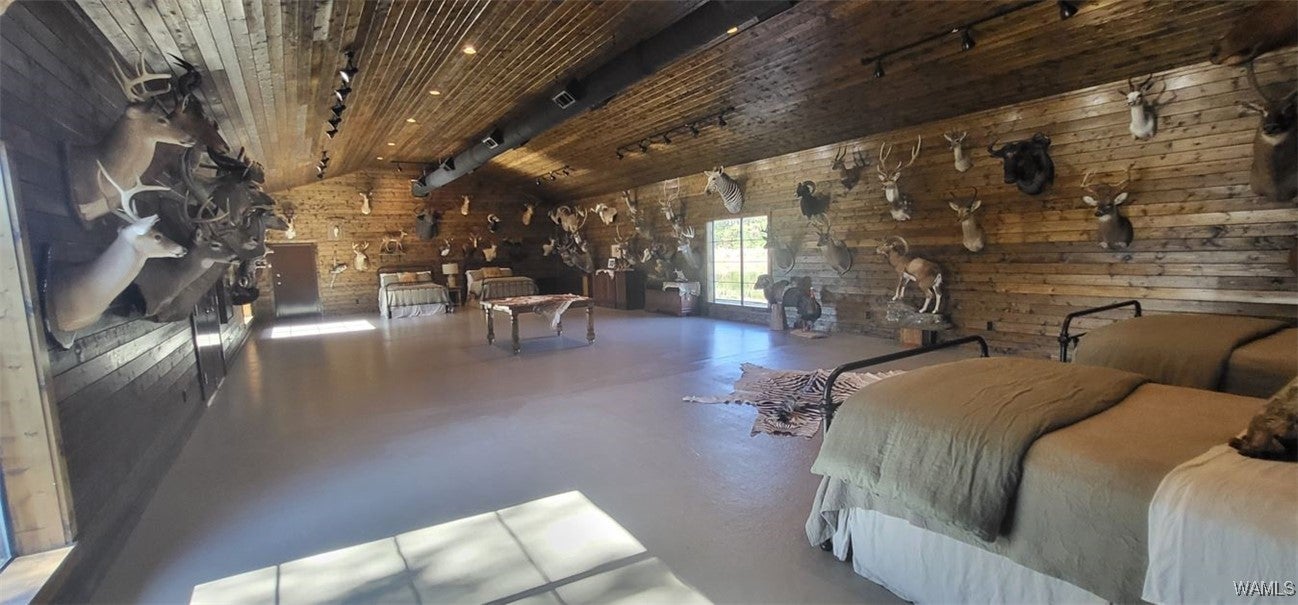 Eutaw, Alabama, 35462, United States, 5 Bedrooms Bedrooms, ,6 BathroomsBathrooms,Residential,Active,1994955