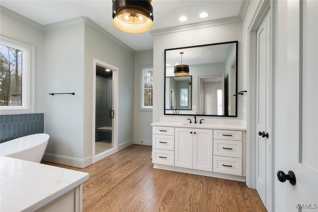 Northport, Alabama, 35475, United States, 4 Bedrooms Bedrooms, ,5 BathroomsBathrooms,Residential,Active,2015450