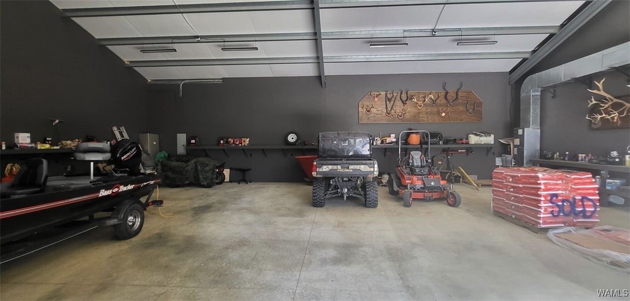 Eutaw, Alabama, 35462, United States, 5 Bedrooms Bedrooms, ,6 BathroomsBathrooms,Residential,Active,1994955