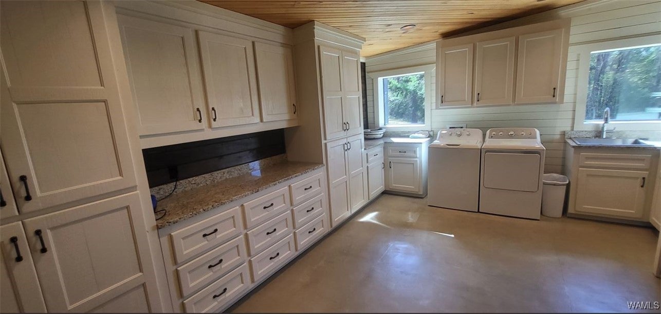 Eutaw, Alabama, 35462, United States, 5 Bedrooms Bedrooms, ,6 BathroomsBathrooms,Residential,Active,1994955