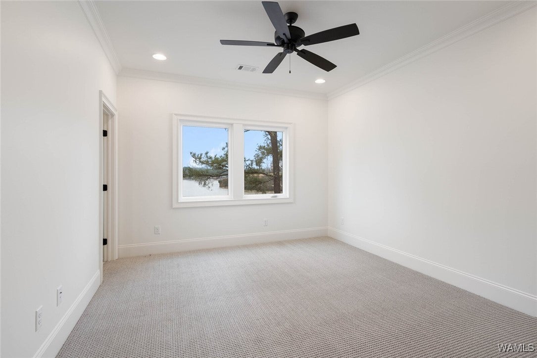 Northport, Alabama, 35475, United States, 4 Bedrooms Bedrooms, ,5 BathroomsBathrooms,Residential,Active,2015450