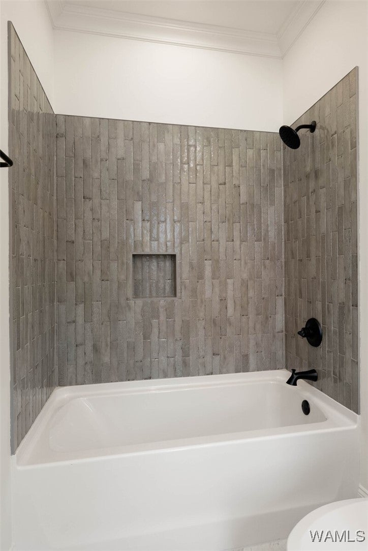 Northport, Alabama, 35475, United States, 4 Bedrooms Bedrooms, ,5 BathroomsBathrooms,Residential,Active,2015450