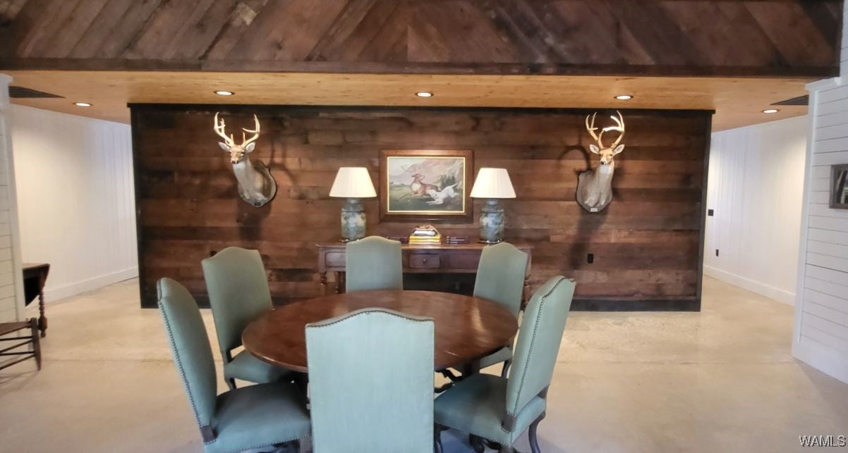 Eutaw, Alabama, 35462, United States, 5 Bedrooms Bedrooms, ,6 BathroomsBathrooms,Residential,Active,1994955