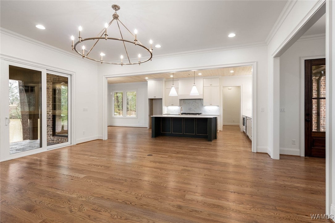 Northport, Alabama, 35475, United States, 4 Bedrooms Bedrooms, ,5 BathroomsBathrooms,Residential,Active,2015450