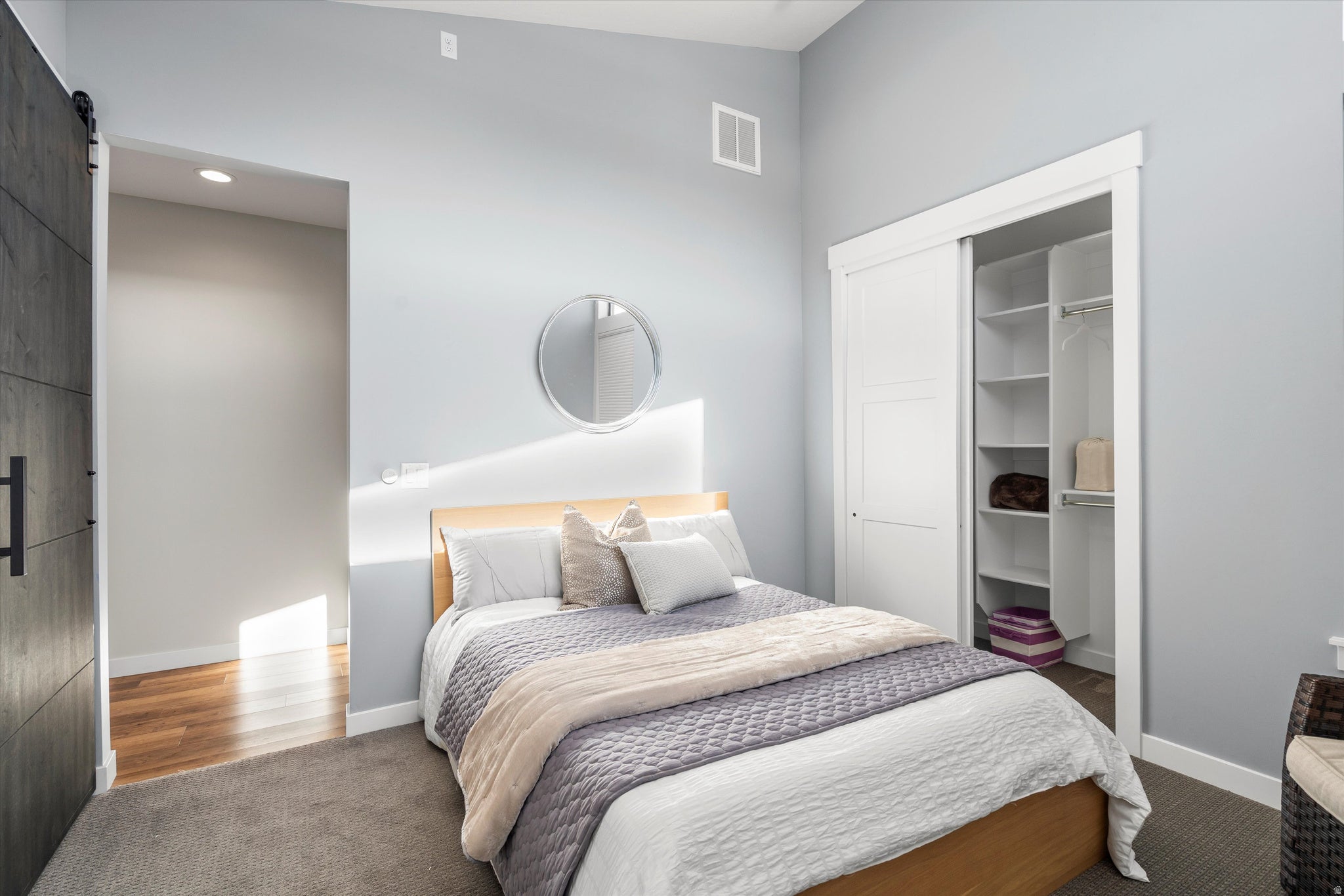 Huntsville, Utah, 84317, United States, 4 Bedrooms Bedrooms, ,4 BathroomsBathrooms,Residential,Active,2017502