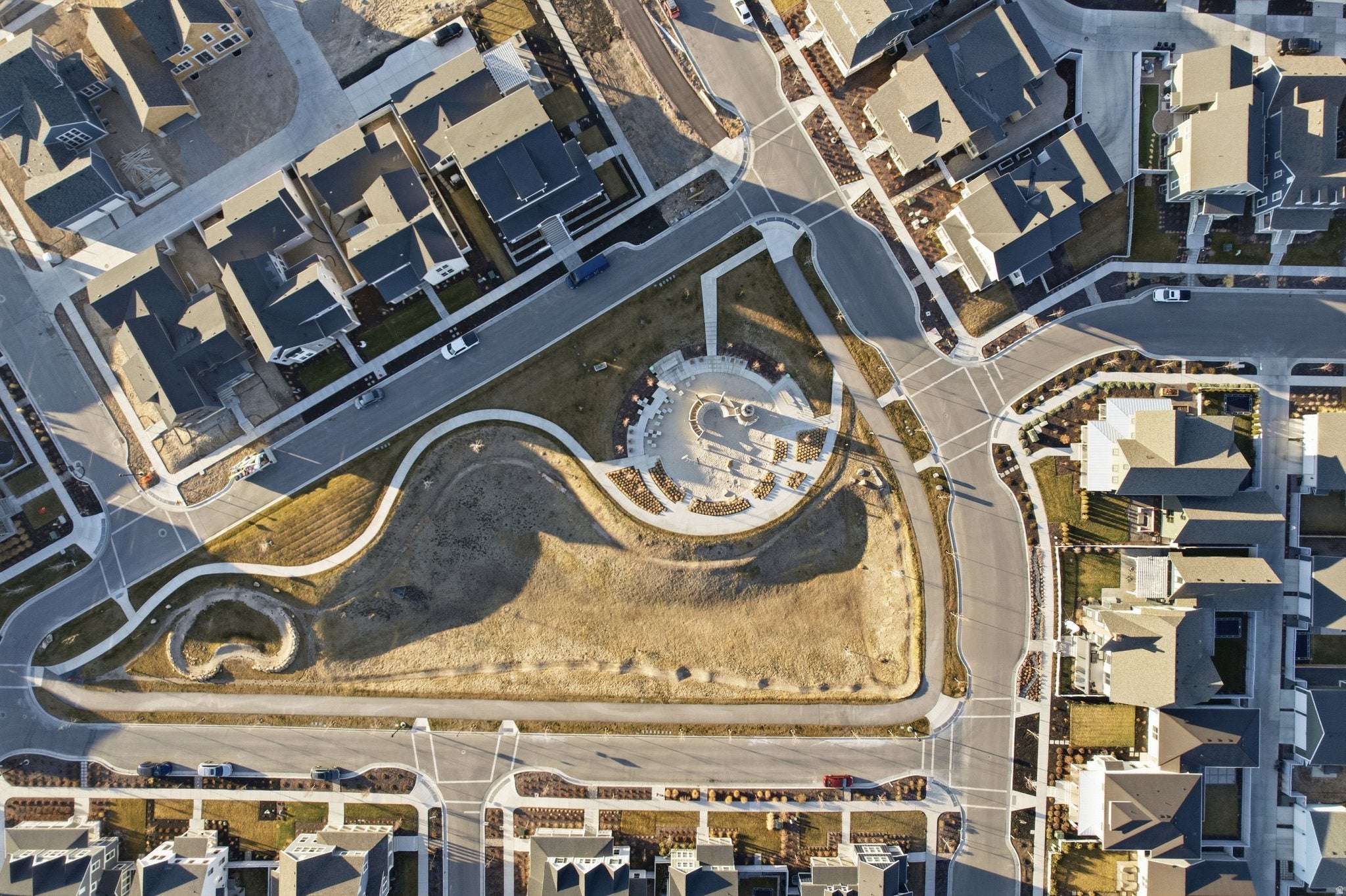 South Jordan, Utah, 84009, United States, 4 Bedrooms Bedrooms, ,4 BathroomsBathrooms,Residential,Active,2006892