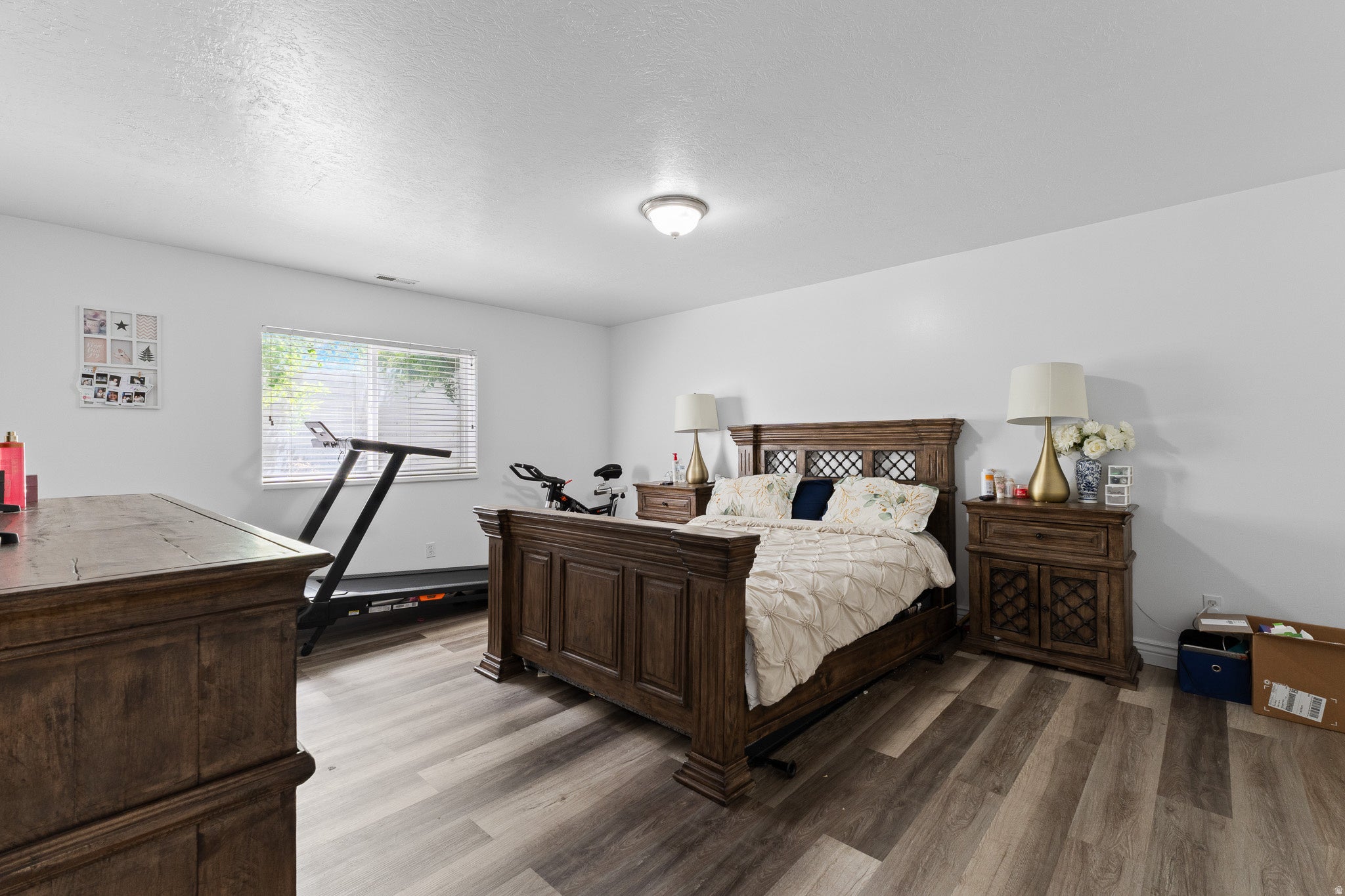 Syracuse, Utah, 84075, United States, 6 Bedrooms Bedrooms, ,4 BathroomsBathrooms,Residential,Active,2043824