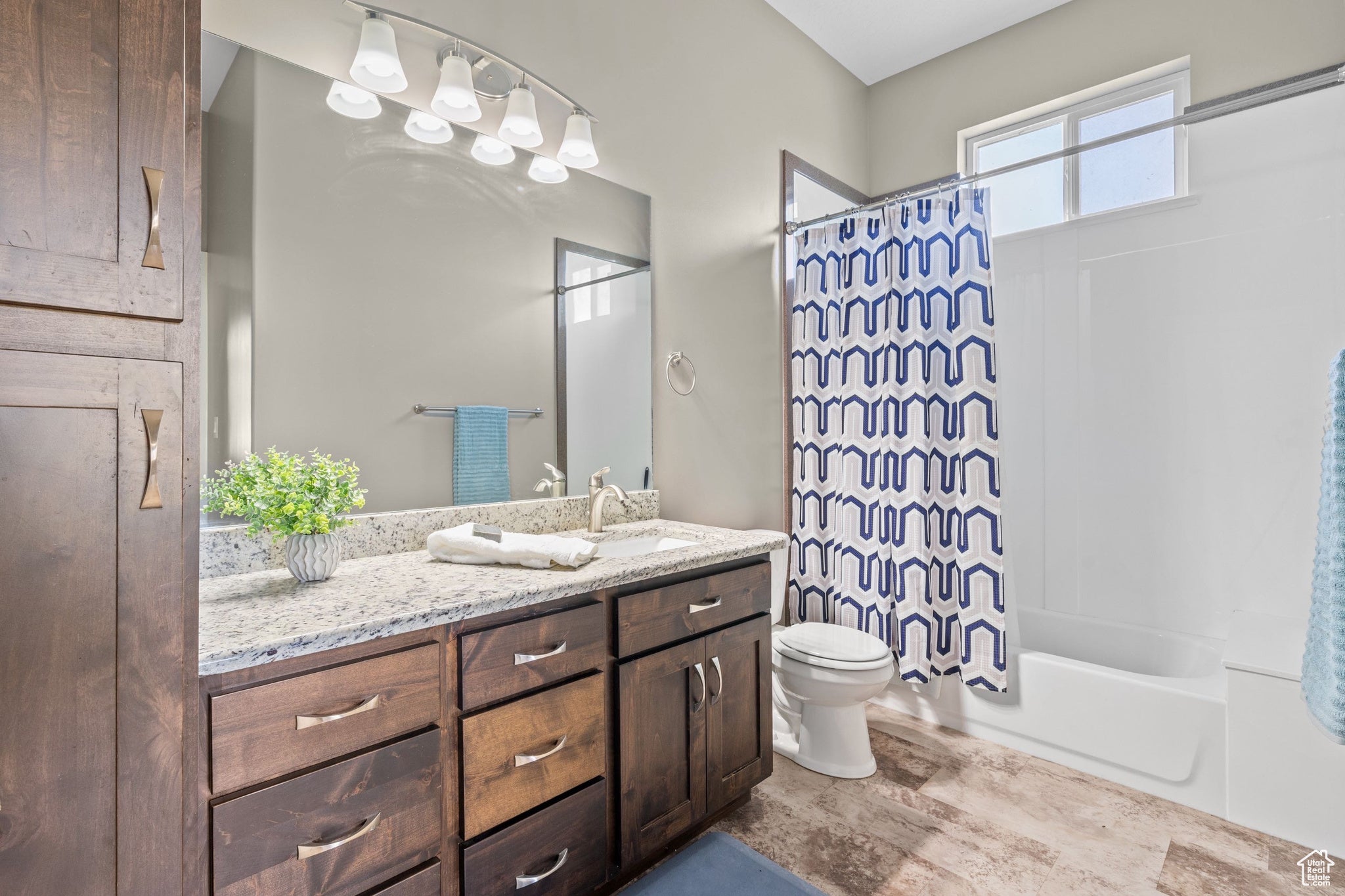 Mantua, Utah, 84324, United States, ,6 BathroomsBathrooms,Residential,Active,1843442