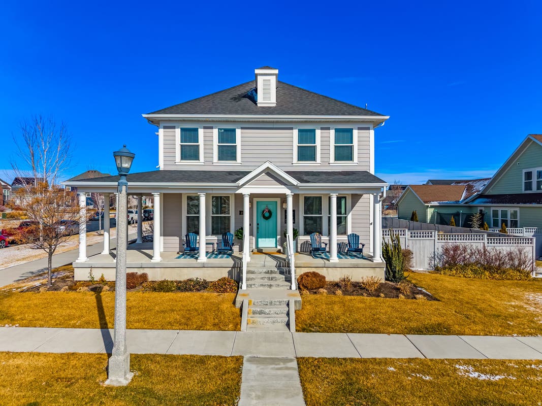 4966 W Kitsap Way  