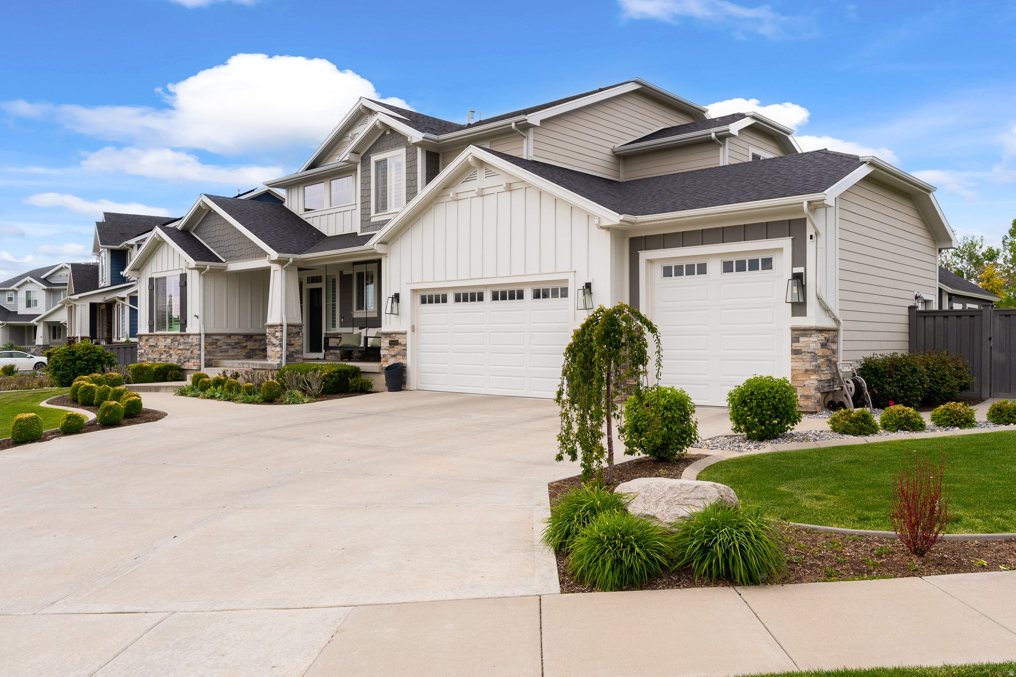 Fruit Heights, Utah, 84037, United States, 6 Bedrooms Bedrooms, ,4 BathroomsBathrooms,Residential,Contingent,2045711