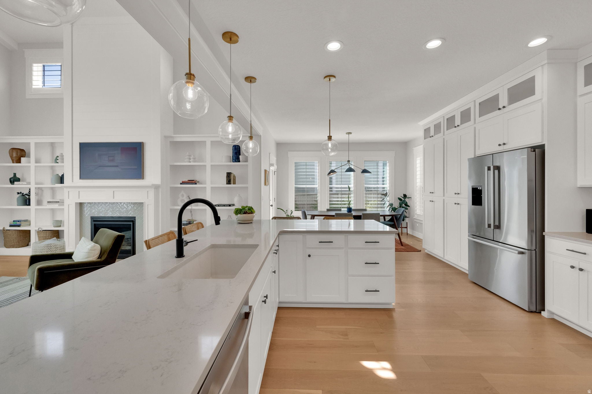 South Jordan, Utah, 84009, United States, 6 Bedrooms Bedrooms, ,5 BathroomsBathrooms,Residential,Active,2008308