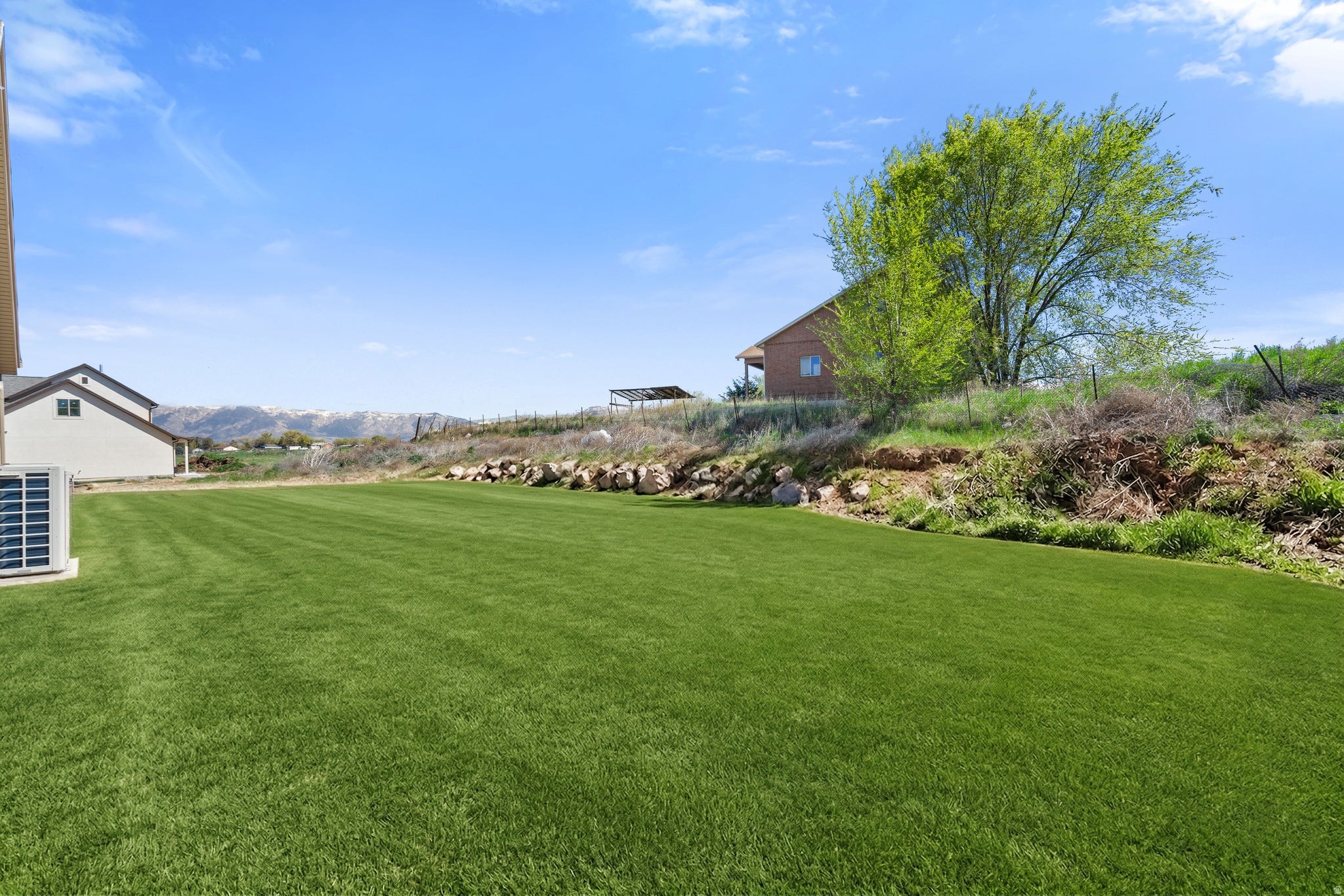 West Haven, Utah, 84401, United States, 6 Bedrooms Bedrooms, ,4 BathroomsBathrooms,Residential,Active,2037112