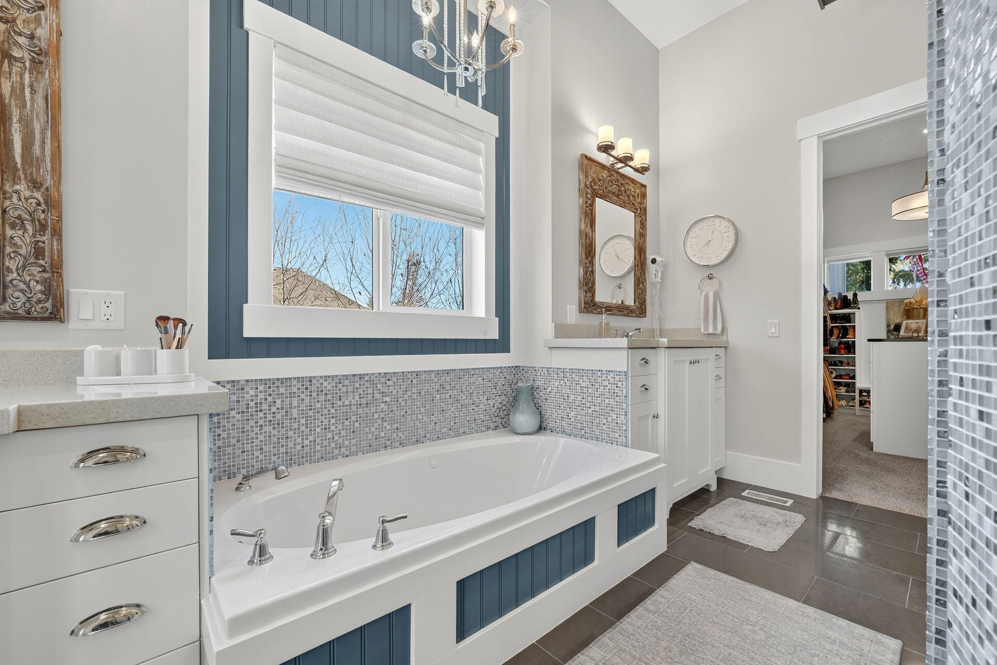 Bluffdale, Utah, 84065, United States, 7 Bedrooms Bedrooms, ,9 BathroomsBathrooms,Residential,Active,1987237