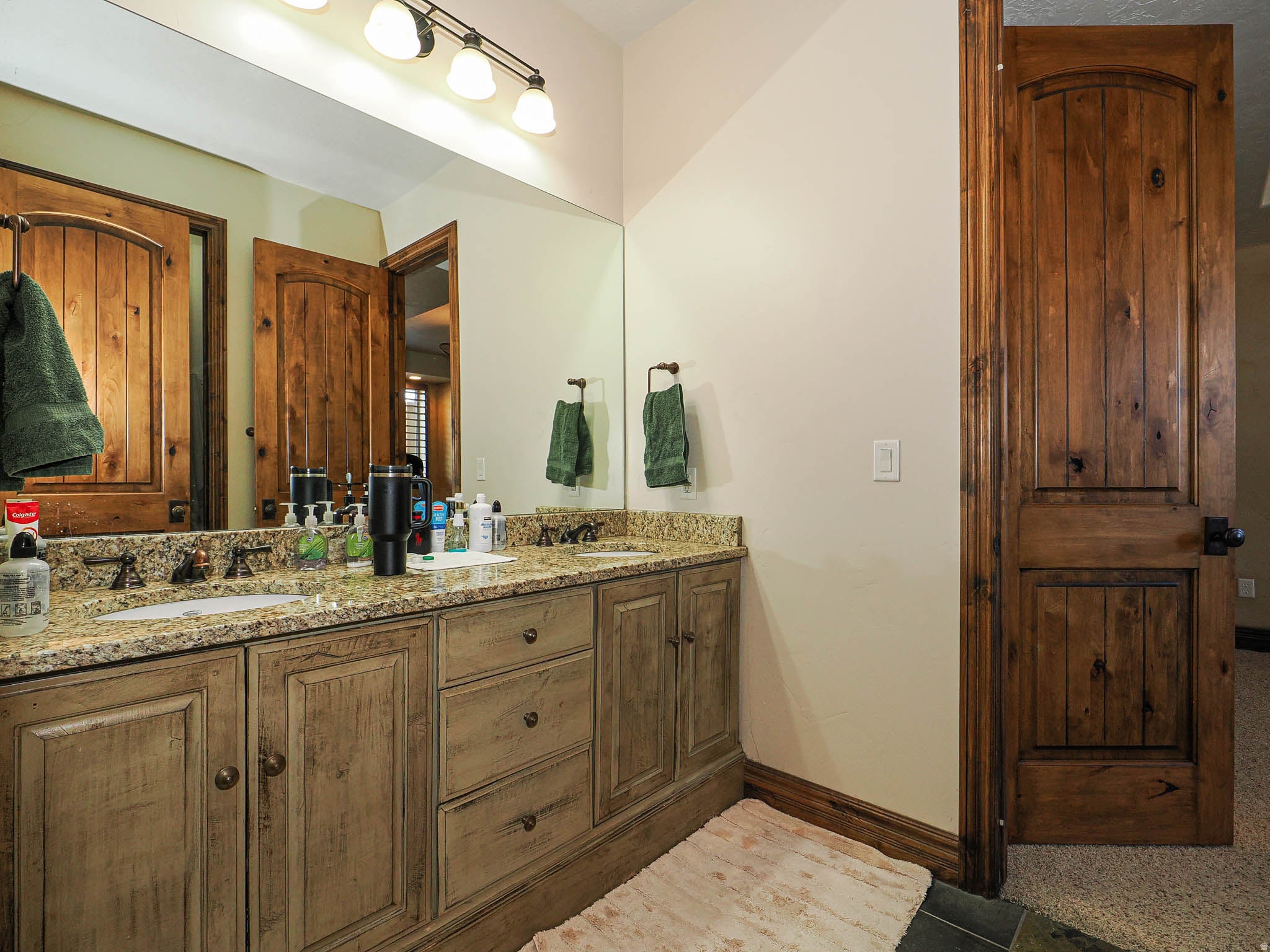 Bluffdale, Utah, 84065, United States, 5 Bedrooms Bedrooms, ,5 BathroomsBathrooms,Residential,Active,2030117
